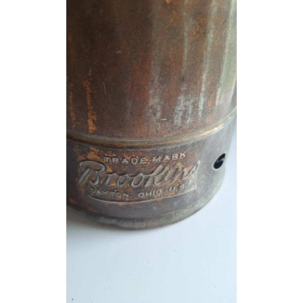 ANTIQUE BROOKINS MANUFACTURING OIL CAN DAYTON OHIO HALF GALLON COLLECTIBLE
